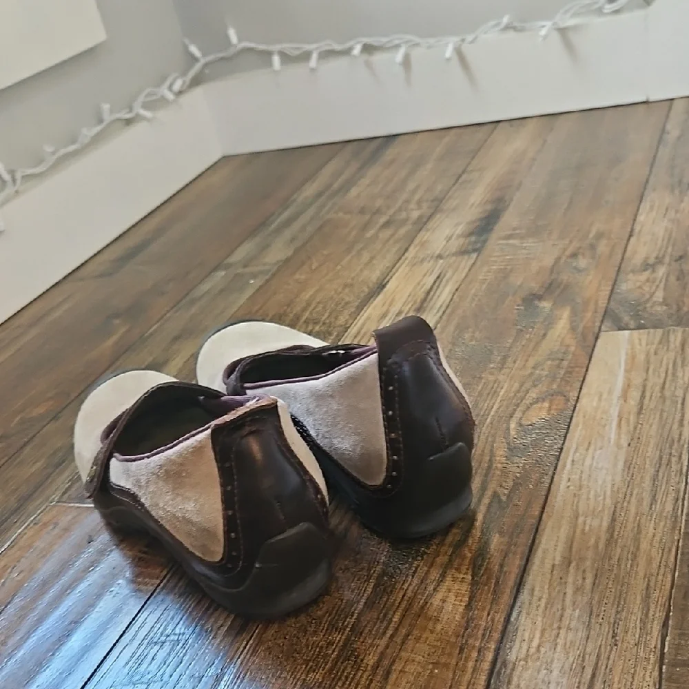 Merrell Brown and Cream Mary Jane Flats‎
